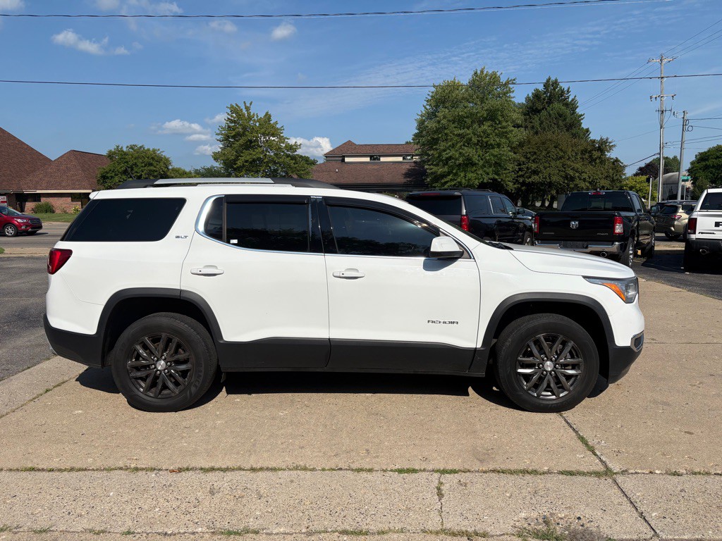 2017 GMC Acadia Image 5