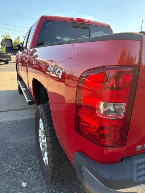 2011 Chevrolet Silverado 1500 Image 4