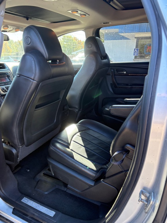 2013 GMC Acadia Image 10