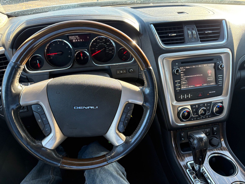 2013 GMC Acadia Image 14