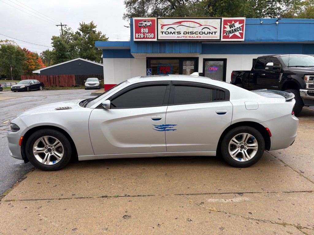 2019 Dodge Charger Image 2