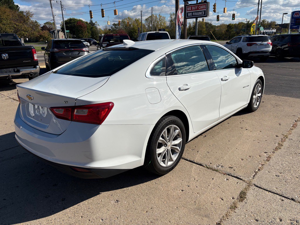 2023 Chevrolet Malibu Image 5
