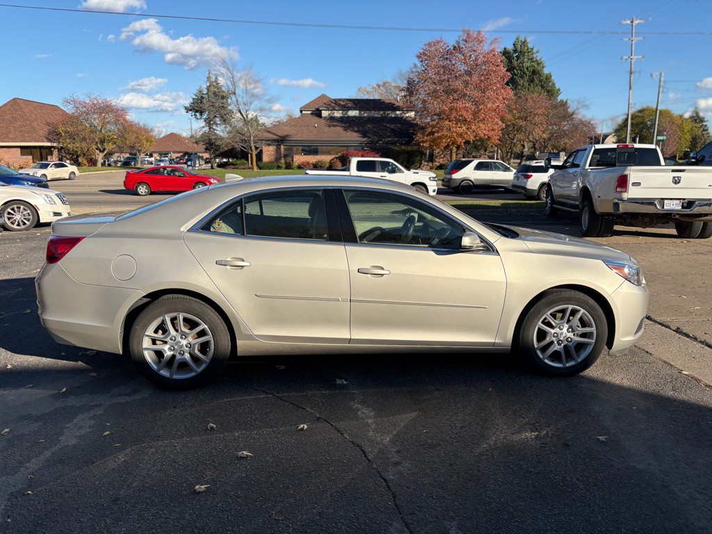 2014 Chevrolet Malibu Image 6