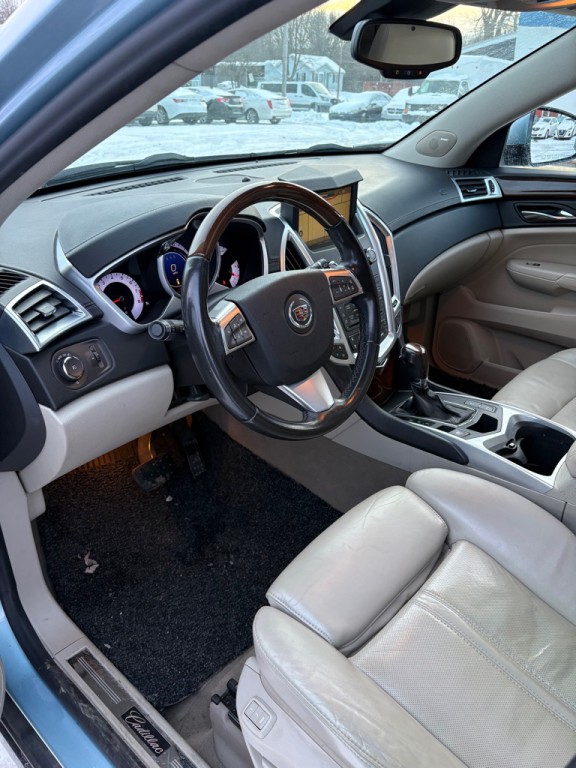 2011 Cadillac SRX Image 9
