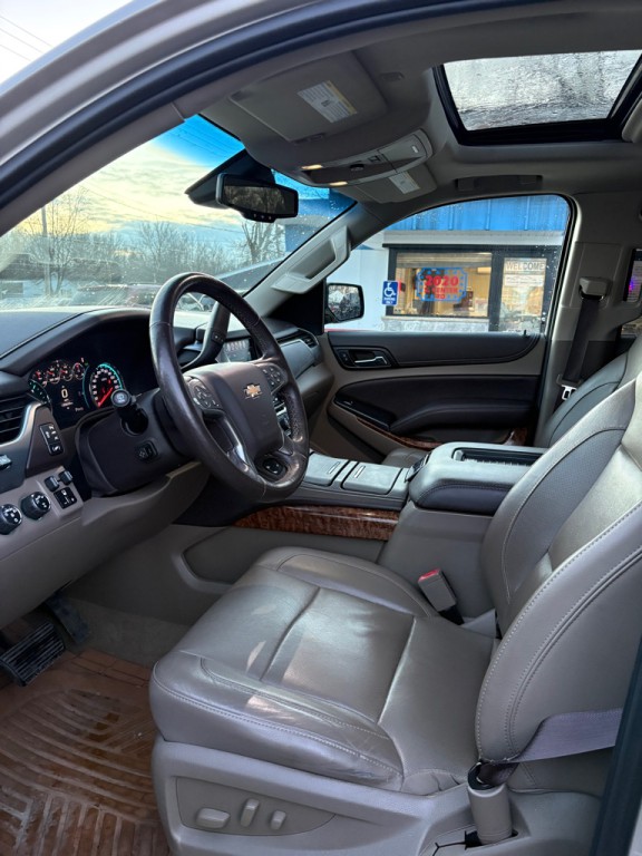 2017 Chevrolet Tahoe Image 9