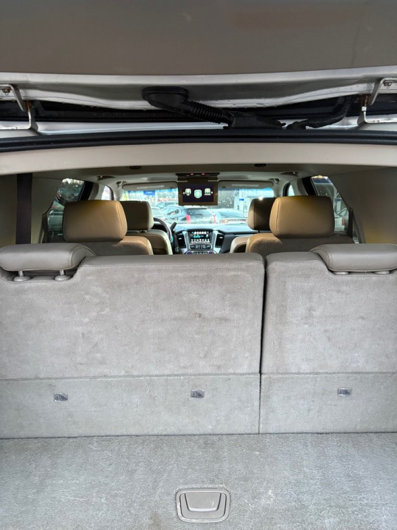 2017 Chevrolet Tahoe Image 11