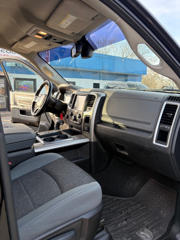 2013 RAM 1500 Image 11