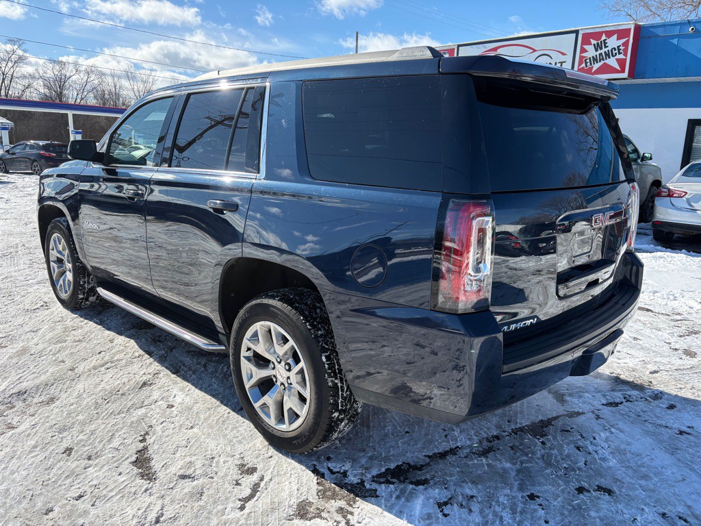 2018 GMC Yukon Image 3