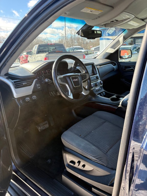2018 GMC Yukon Image 9