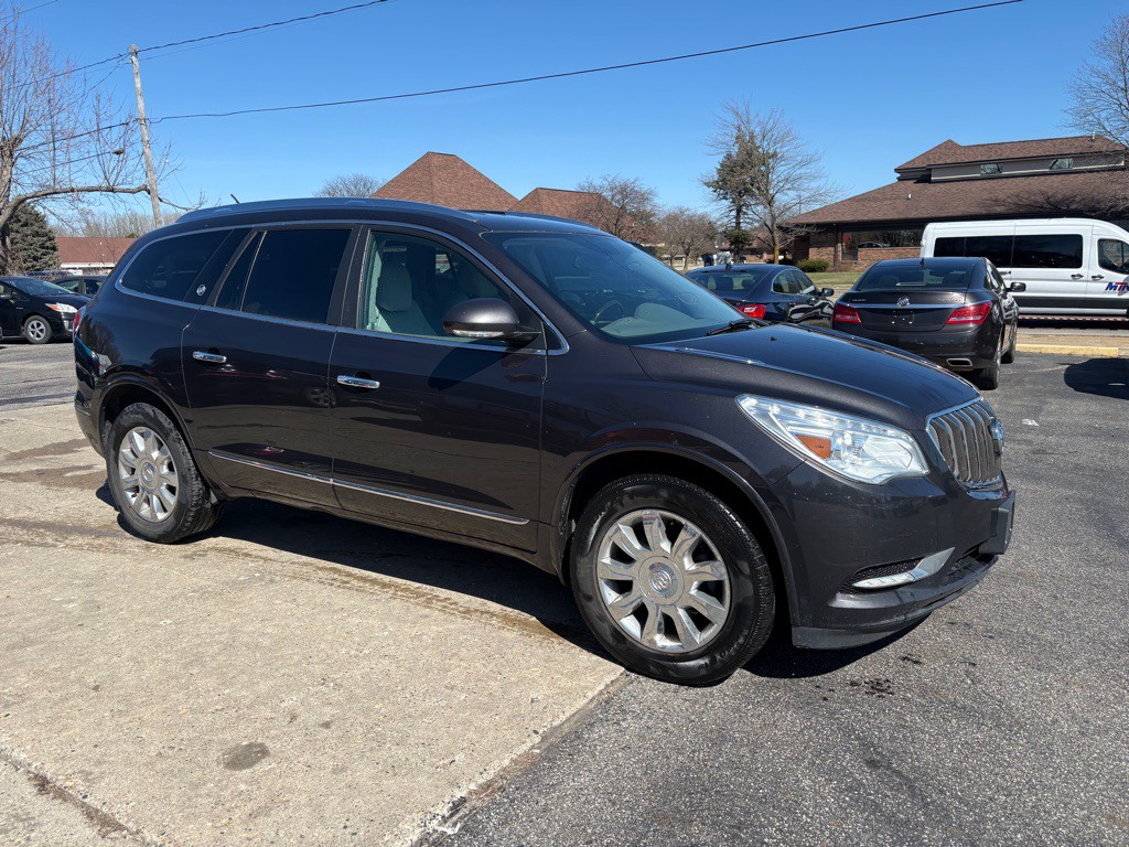2017 Buick Enclave Image 1