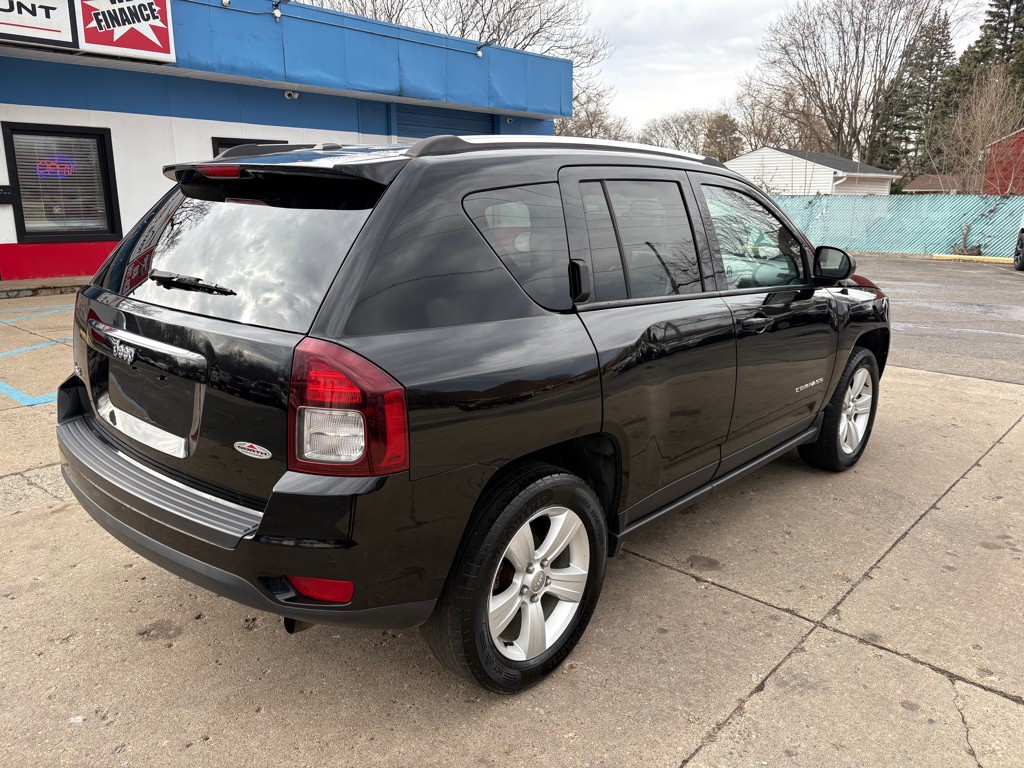 2014 Jeep Compass Image 3