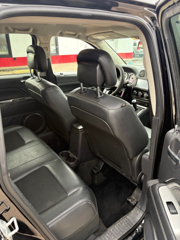 2014 Jeep Compass Image 10