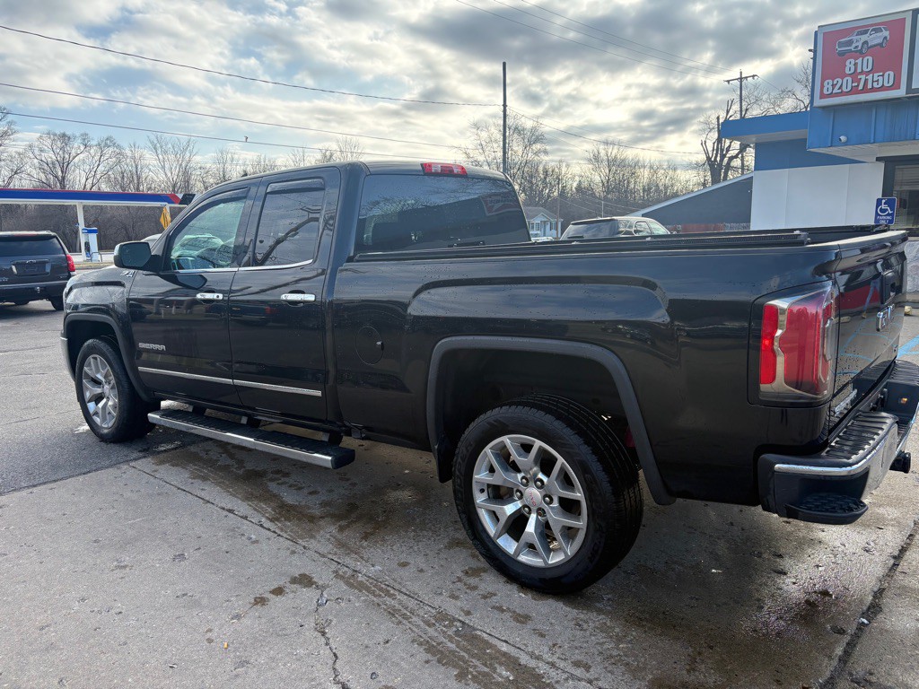 2018 GMC Sierra Image 3