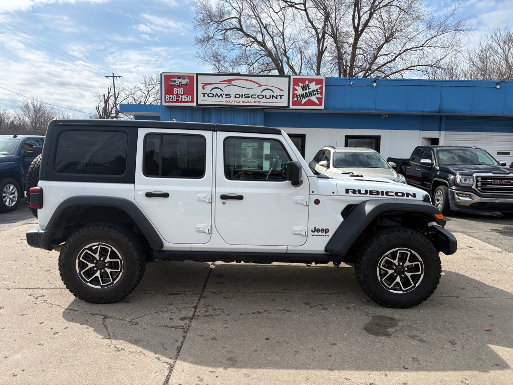 2024 Jeep Wrangler Image 2