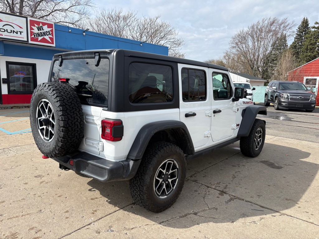 2024 Jeep Wrangler Image 3