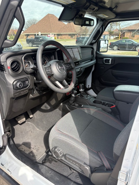 2024 Jeep Wrangler Image 9