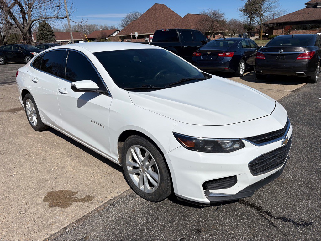 2017 Chevrolet Malibu Image 7
