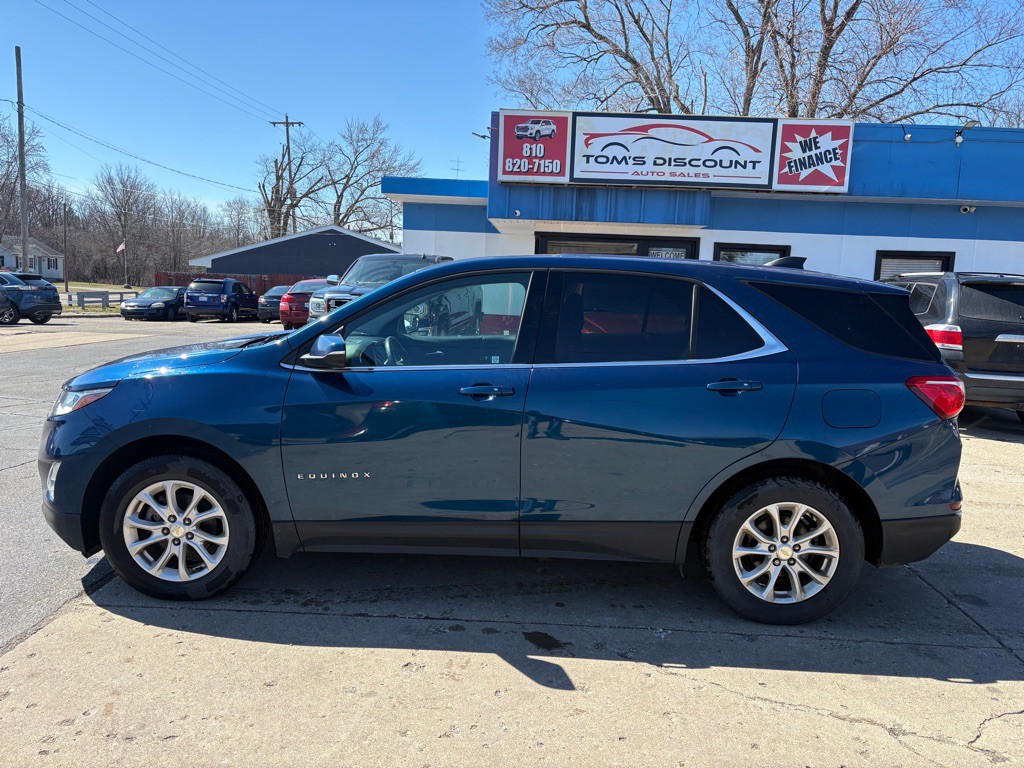 2019 Chevrolet Equinox Image 2