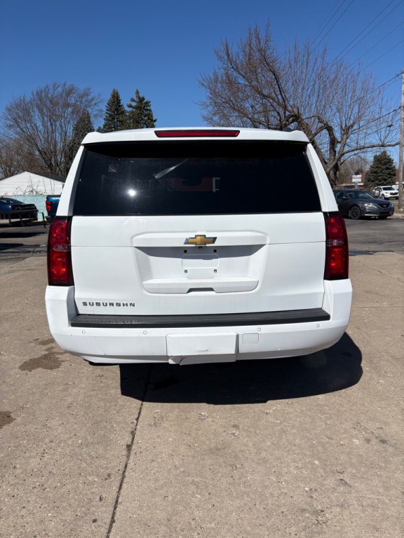 2018 Chevrolet Suburban Image 8