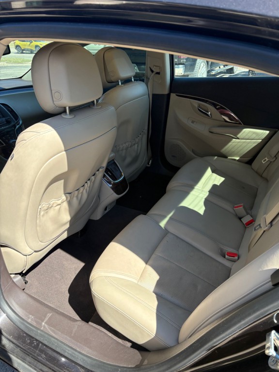 2014 Buick Lacrosse Image 8