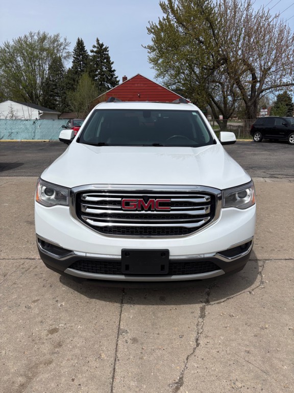 2017 GMC Acadia Image 4