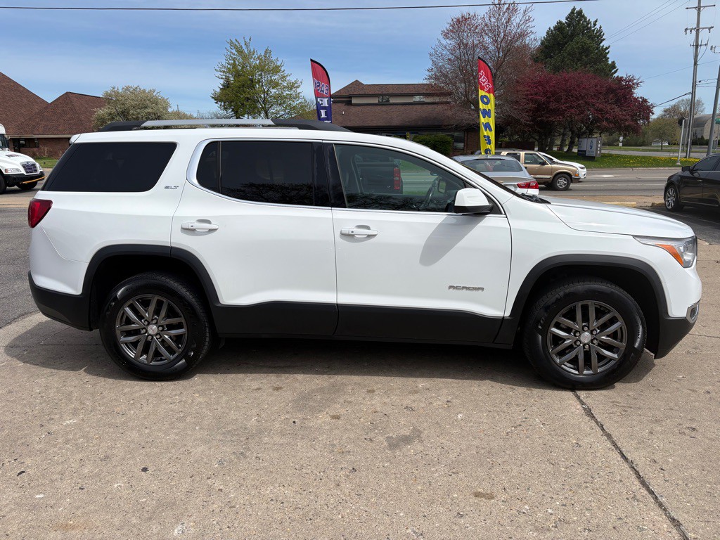 2017 GMC Acadia Image 6