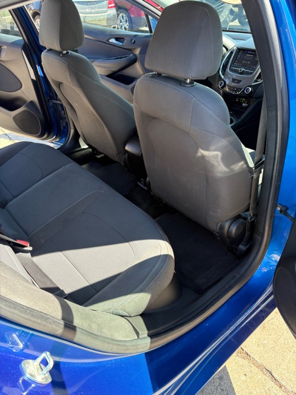 2019 Chevrolet Cruze Image 11