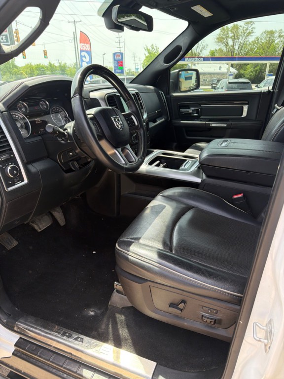 2016 RAM 1500 Image 12