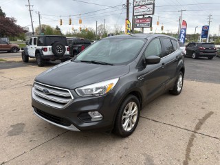 Image for 2019 Ford Escape SE ID: 7404013