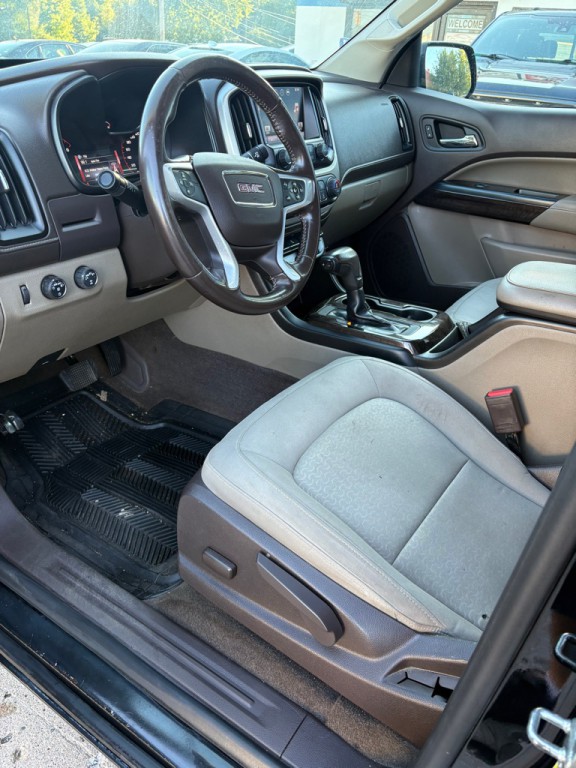 2016 GMC Canyon Image 9