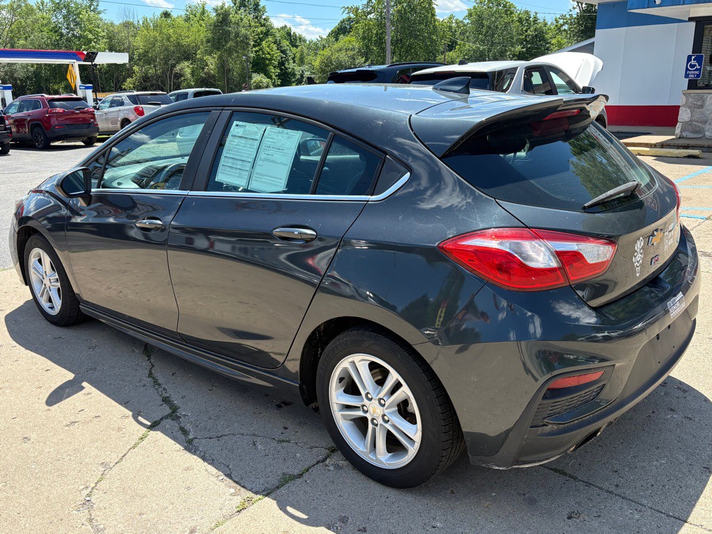 2017 Chevrolet Cruze Image 3