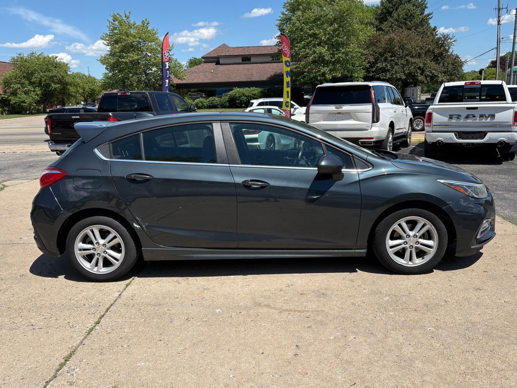 2017 Chevrolet Cruze Image 6