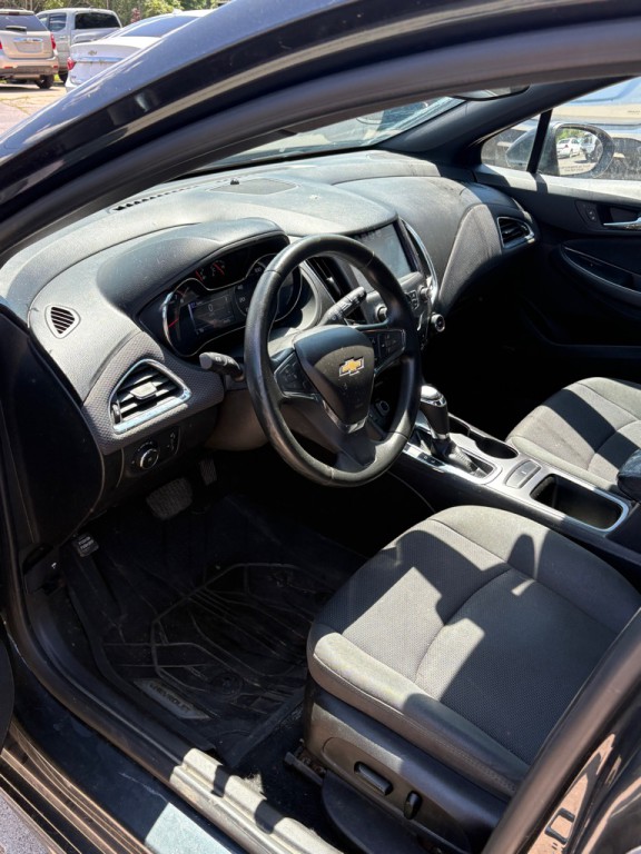 2017 Chevrolet Cruze Image 9