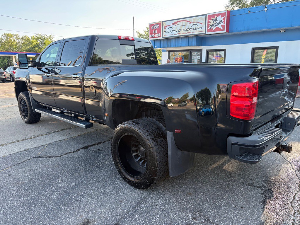 2017 Chevrolet Silverado 1500 Image 5