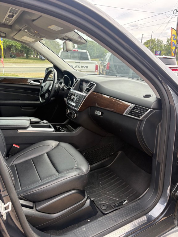 2014 Mercedes-Benz M-Class Image 12