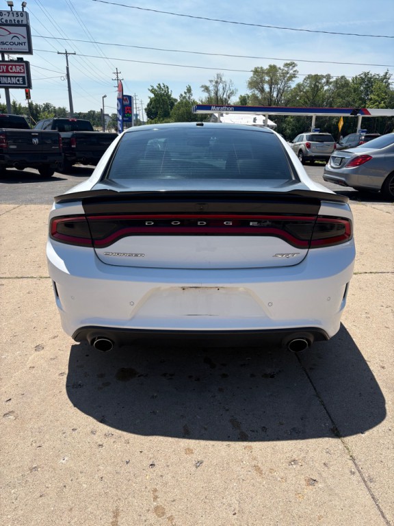 2017 Dodge Charger Image 4