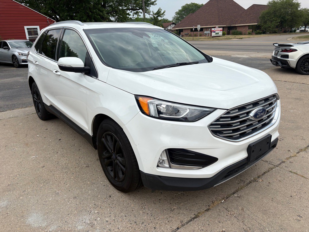 2020 Ford Edge Image 6