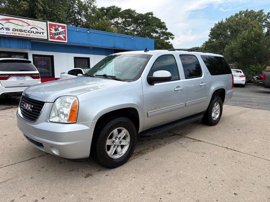 2013 GMC Yukon Image 1
