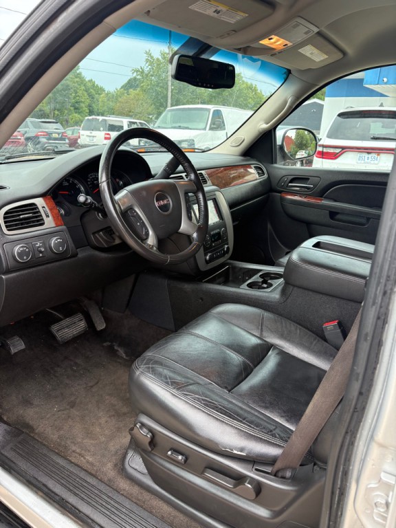 2013 GMC Yukon Image 9