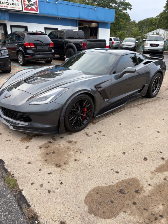 2017 Chevrolet Corvette Image 2