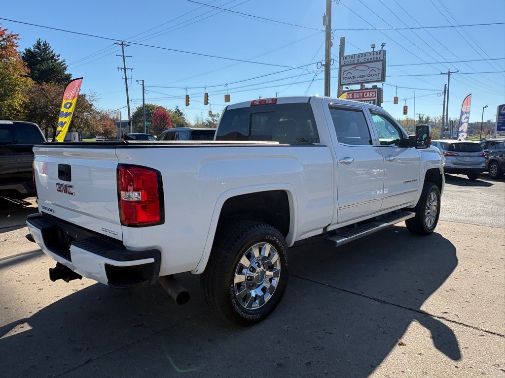 2017 GMC Sierra Image 5