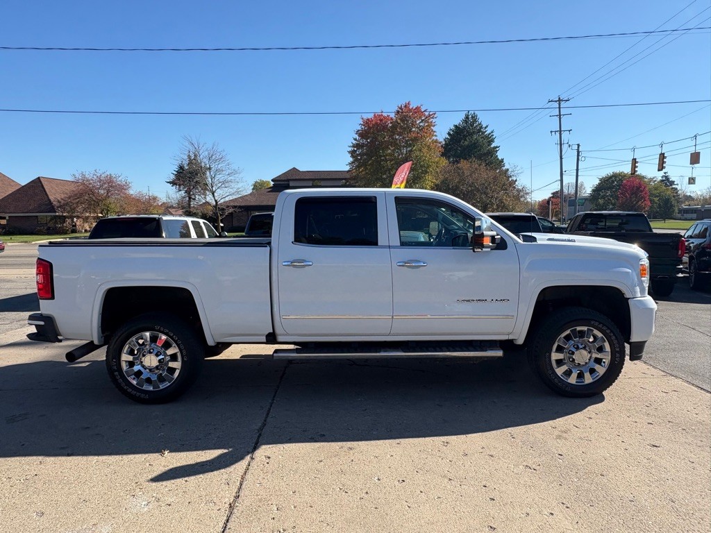 2017 GMC Sierra Image 6