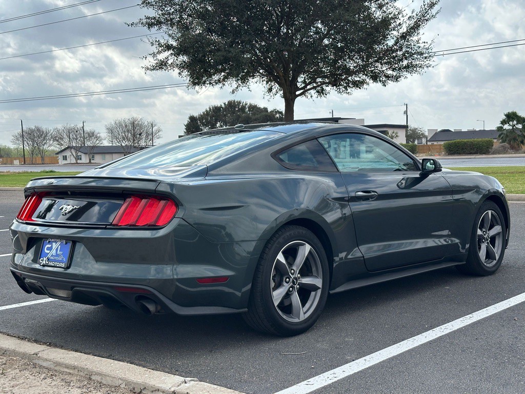 2016 Ford Mustang Image 4