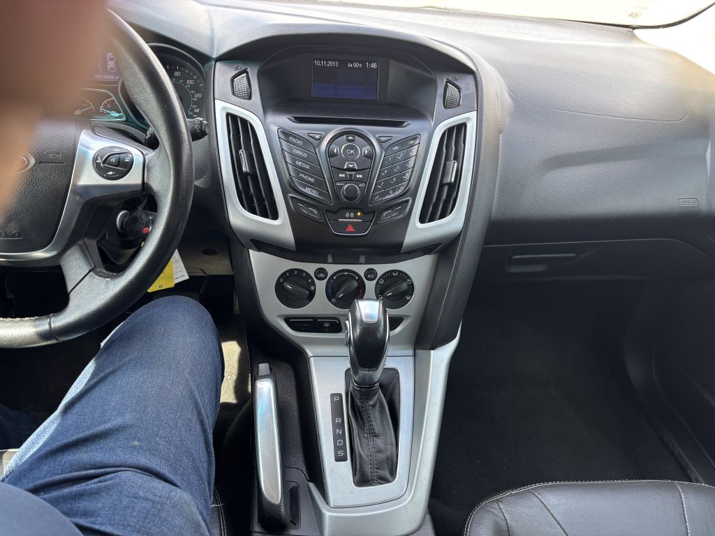 2014 Ford Focus Image 9