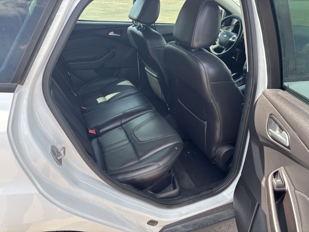 2014 Ford Focus Image 18