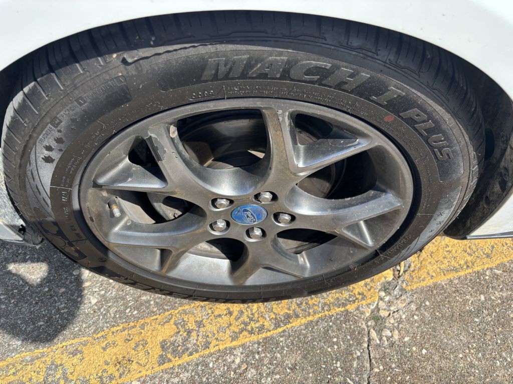 2014 Ford Focus Image 22