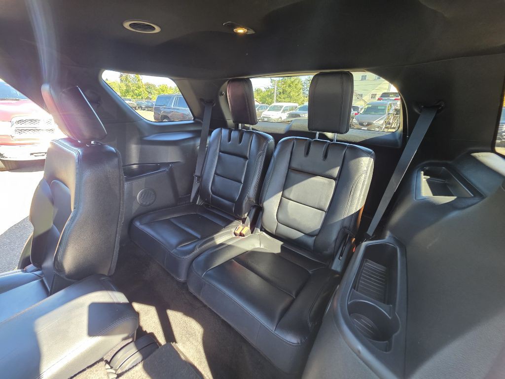 2016 Ford Explorer Image 14