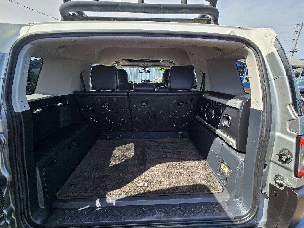 2012 Toyota FJ Cruiser Image 19