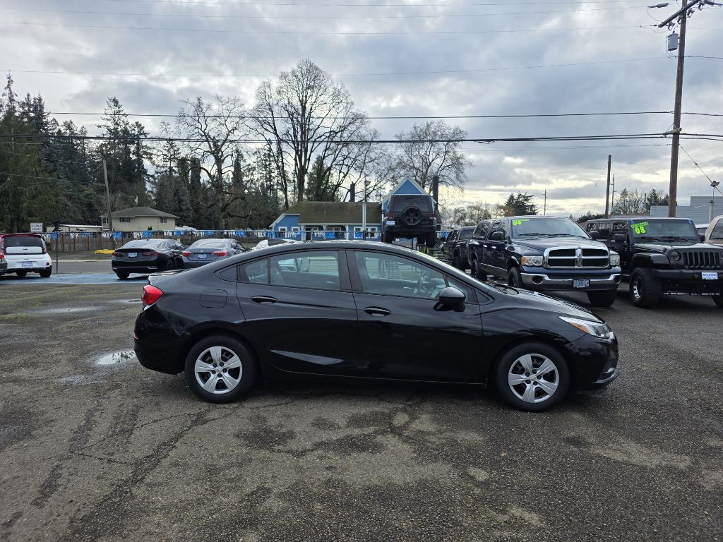 2016 Chevrolet Cruze Image 4