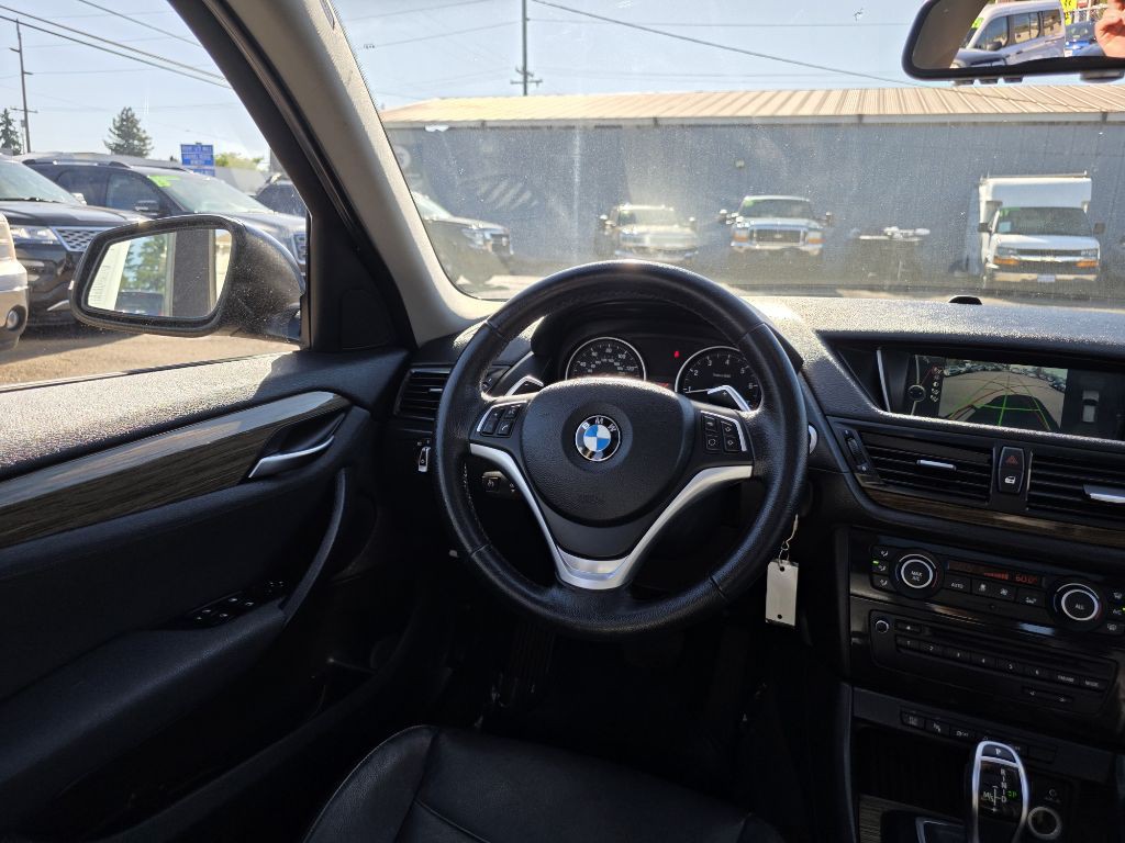 2013 BMW X1 Image 12